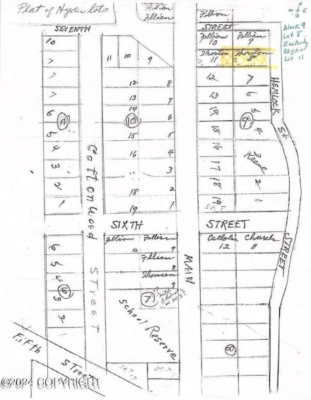 8 Hemlock St, Hyder, AK 99923