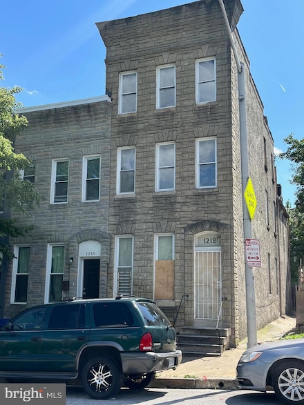 1218 Myrtle Ave, Baltimore, MD 21217