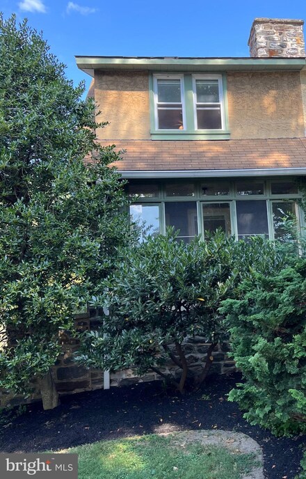 131 Kenilworth Rd, Merion Station, PA 19066