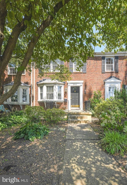 240 Stevenson Ln, Baltimore, MD 21212