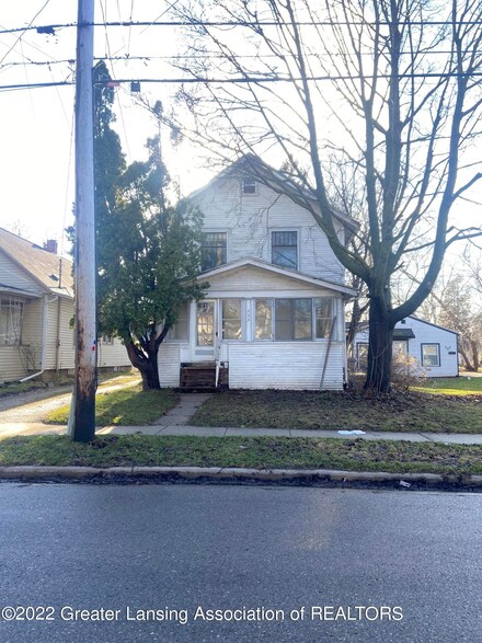 222 S Clemens Ave, Lansing, MI 48912