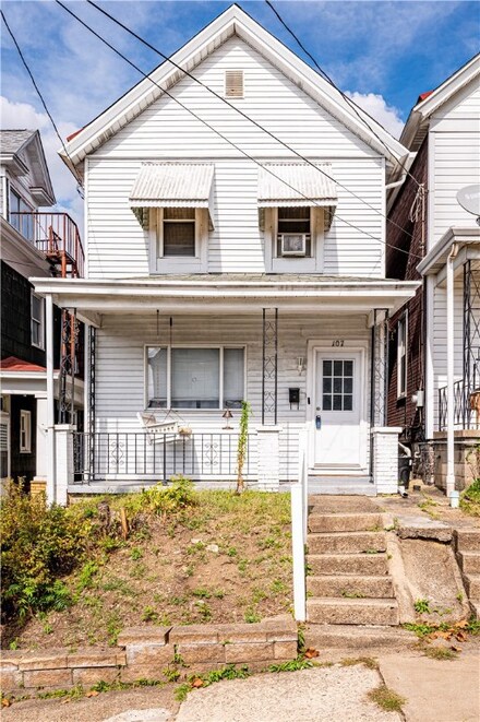 107 Magee Ave, Jeannette, PA 15644