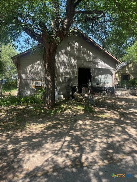 727 W Avenue C, Belton, TX 76513