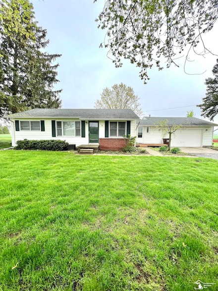 276 E Rauch Rd, Temperance, MI 48182