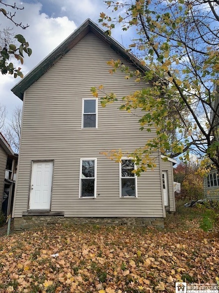 812 N Main St, Jamestown, NY 14701
