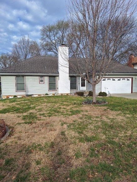 9556 Haskins St, Lenexa, KS 66215