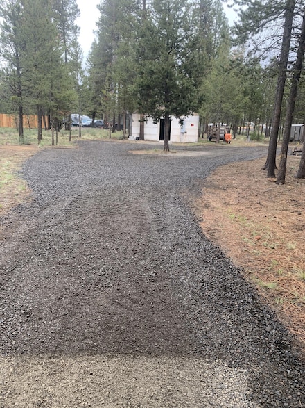 52630 Railroad St, La Pine, OR 97739