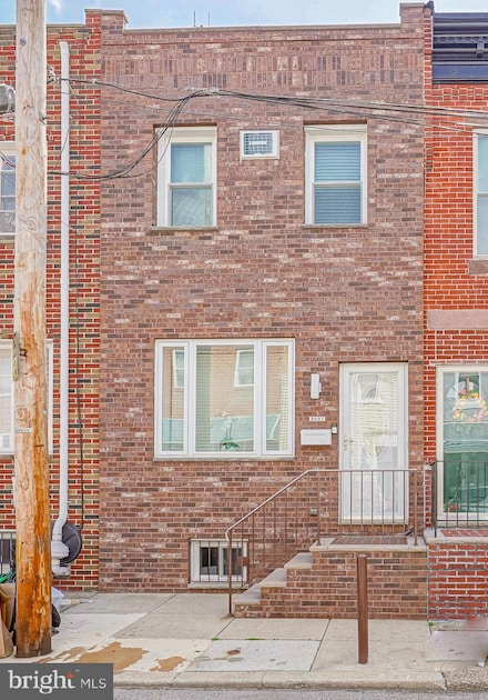 2621 S Mole St, Philadelphia, PA 19145