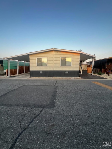 4401 Hughes Ln Unit 148, Bakersfield, CA 93304