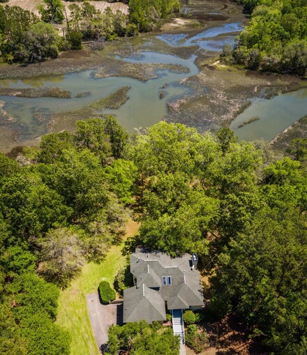 1932 Long Creek Rd, Wadmalaw Island, SC 29487