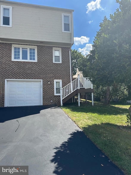 117 Hamlet Dr, King of Prussia, PA 19406