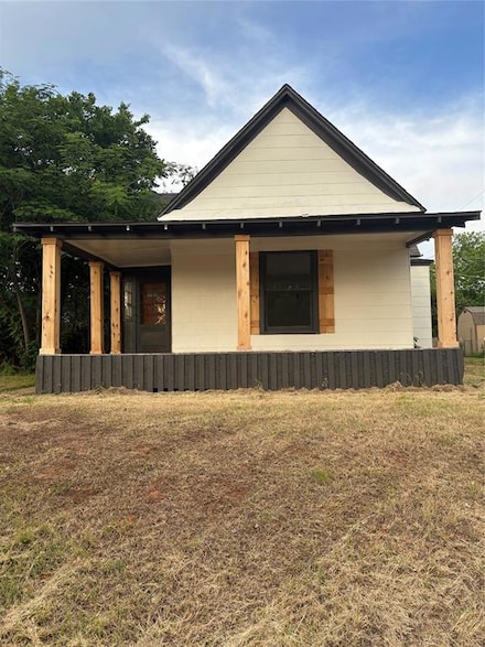 716 N Wentz St, Guthrie, OK 73044