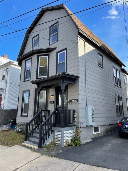 6 5th Ave Unit 2, Haverhill, MA 01830