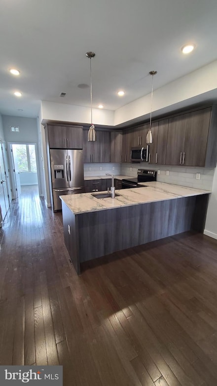 1405 N 8th St, Philadelphia, PA 19122