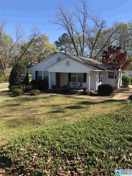 8256 County Road 42, Jemison, AL 35085