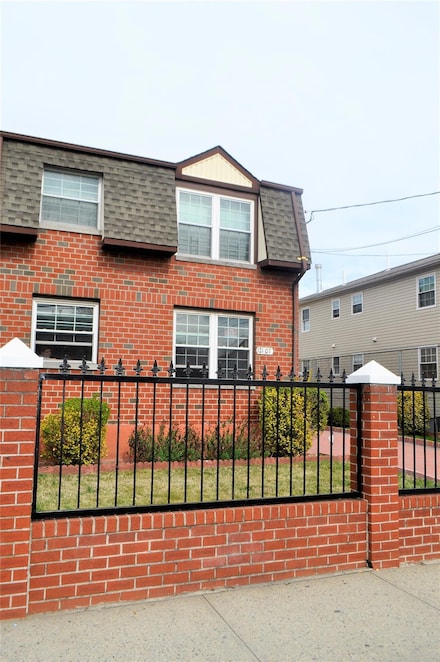 121-07 Guy R Brewer Blvd Unit 2, Jamaica, NY 11434