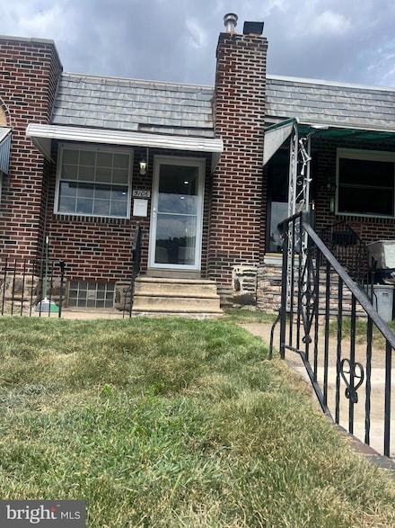 5106 Walker St, Philadelphia, PA 19124