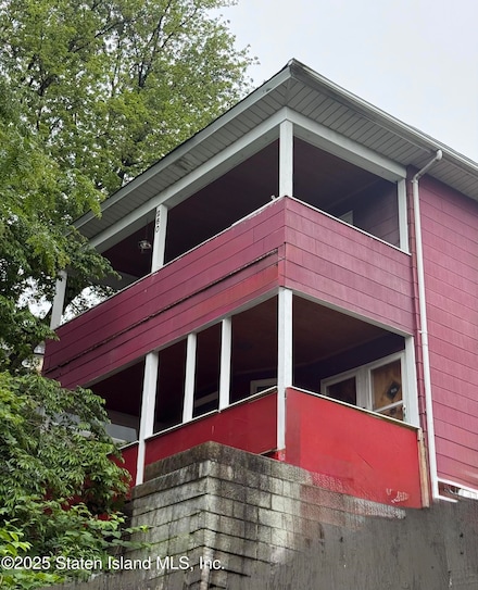 260 Richmond Terrace, Staten Island, NY 10301