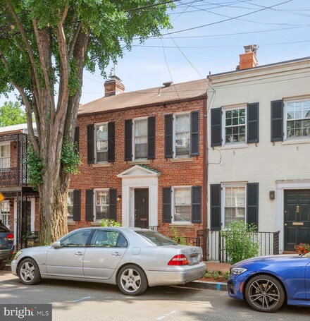 2718 Olive St NW, Washington, DC 20007
