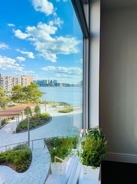 99 Sumner St Unit 306, Boston, MA 02128