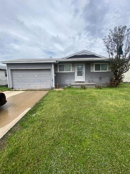 909 SE 67th St, Oklahoma City, OK 73149