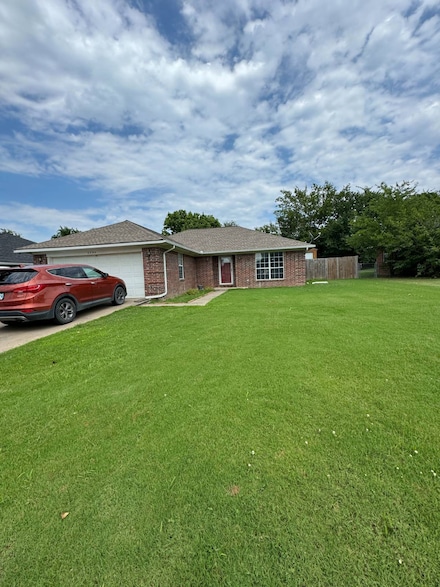 2206 Sycamore St, McAlester, OK 74501