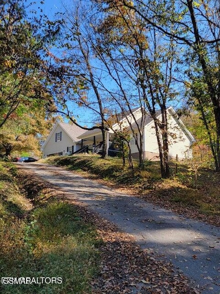 604 Cedar Rd, Pigeon Forge, TN 37863