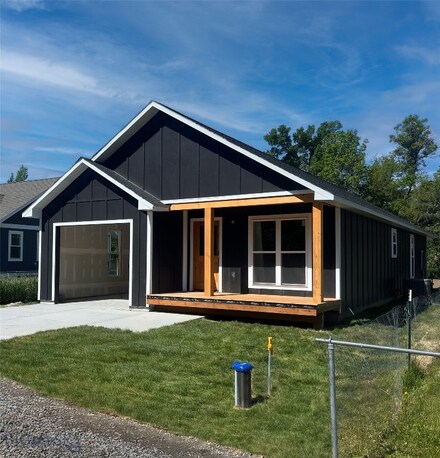 507 Broadway St, Willow Creek, MT 59760