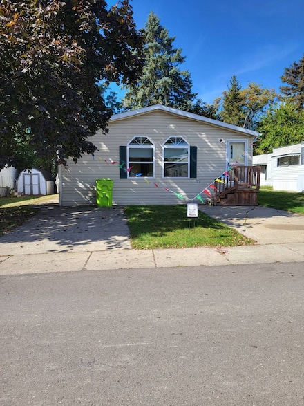 1811 Aldrin Ct Unit 299, Milford, MI 48381