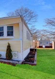 58 Valley Forge Dr, Bohemia, NY 11716