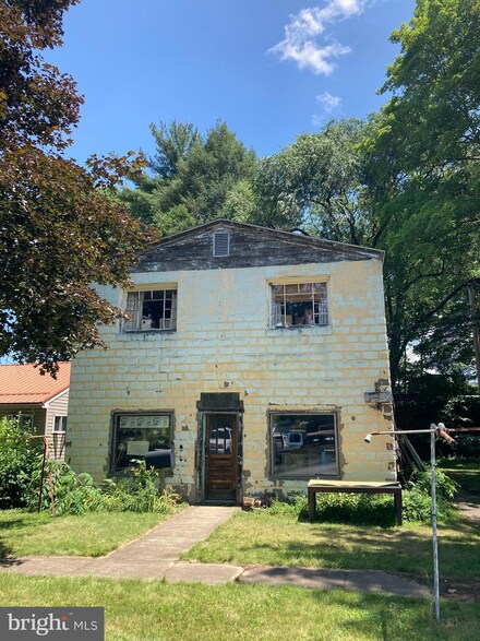 214 Spruce St, Clearfield, PA 16830