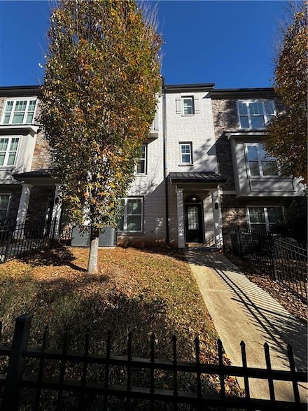 20 Wren Dr, Roswell, GA 30076