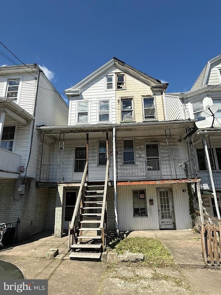 117 E Saylor St, Mount Carmel, PA 17851