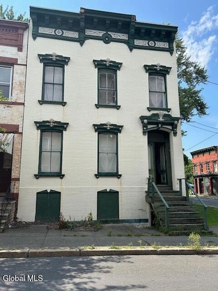 113 Clinton St, Albany, NY 12202