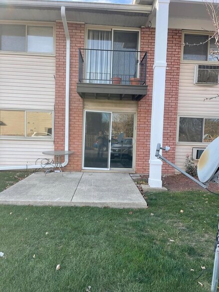 706 Marilyn Ave Unit 102, Glendale Heights, IL 60139