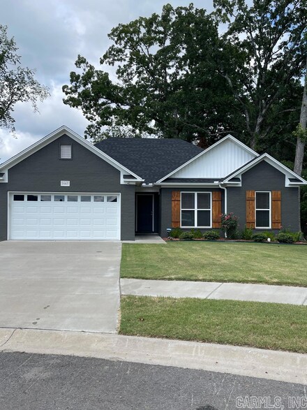 1665 Duck Ln, Conway, AR 72032