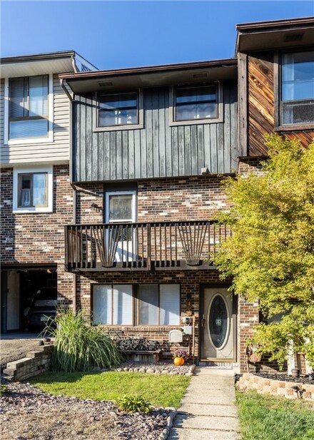 404 Bayberry Ln, Imperial, PA 15126