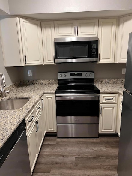 1548 SE Royal Green Cir Unit 105, Port Saint Lucie, FL 34952