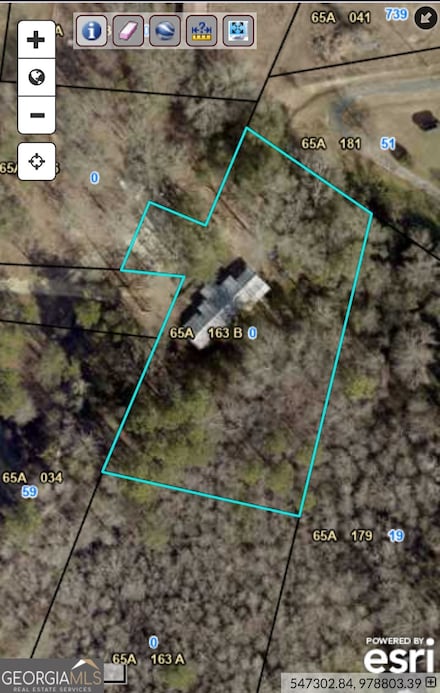 53 Averett St, Kite, GA 31049