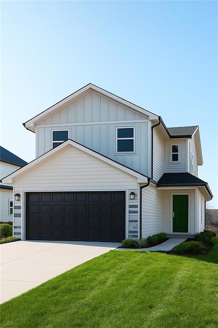 704 Mahogany Ct, Warrensburg, MO 64093