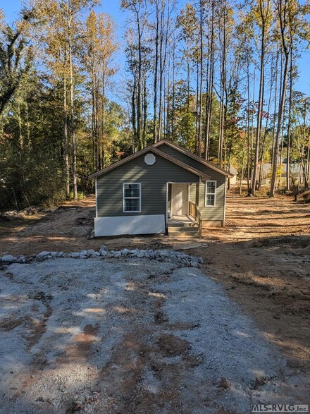 501 S Hill Ave, South Hill, VA 23970