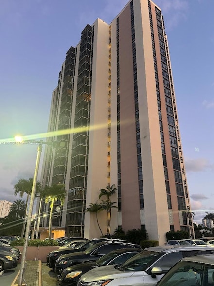 20379 W Country Club Dr Unit 1937, Aventura, FL 33180