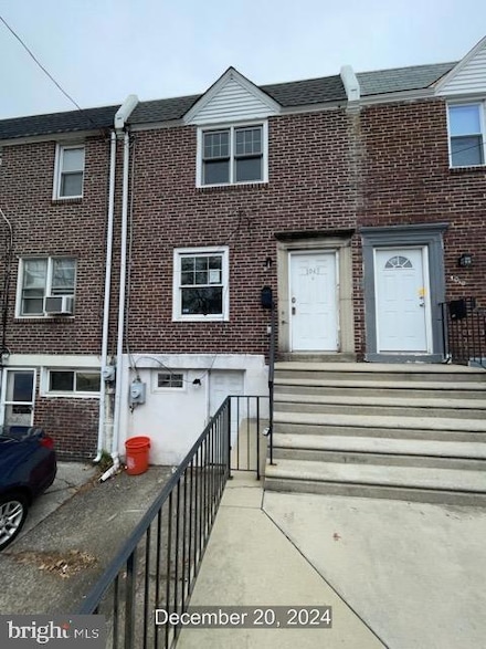 1043 S Merrimac Rd, Camden, NJ 08104