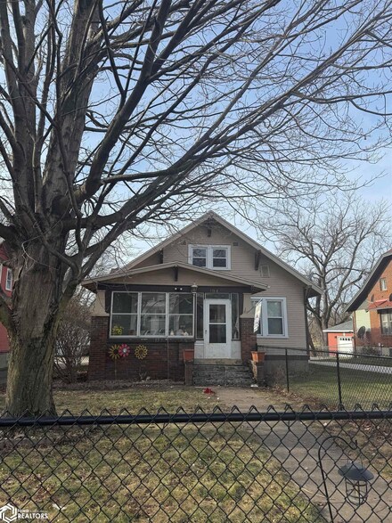 1947 Sunnyside Ave, Burlington, IA 52601