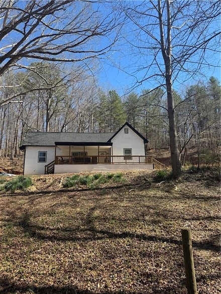 202 Henderson Falls Rd, Toccoa, GA 30577