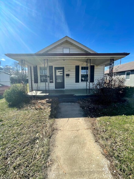 1441 E Sevier Ave, Kingsport, TN 37664