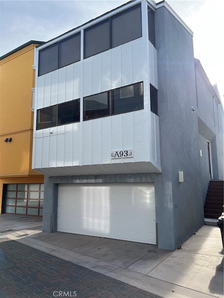 93 Surfside Ave, Seal Beach, CA 90740