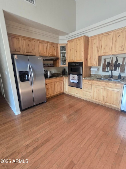 8081 S Fairfield Cir, Hereford, AZ 85615