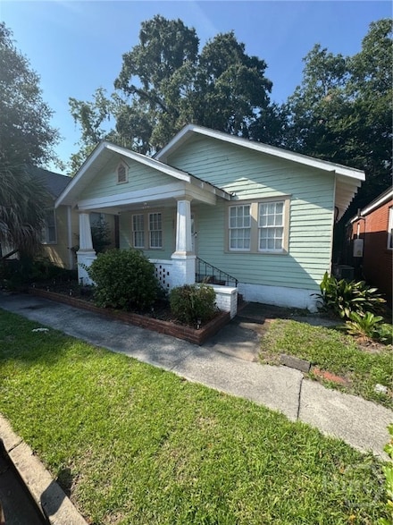 627 W 35th St, Savannah, GA 31415