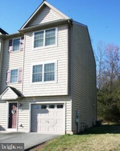 500 Kentwell Dr, York, PA 17406